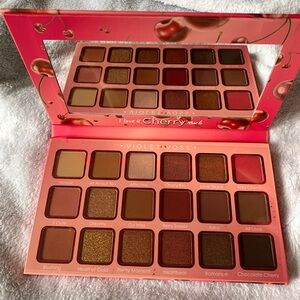 VIOLET VOSS - I LOVE U CHERRY MUCH PALETTE 🍒💗